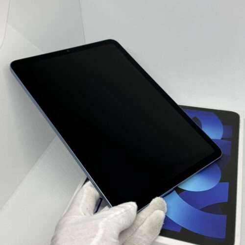 IMG_5538 iPad Air 5e M1 64GB blauw /krasvrij glas /80% batt /garantie