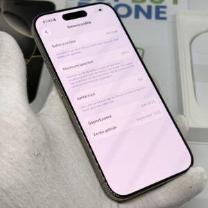 iPhone 16 Pro 1TB naturel /100% batt /krasvrij /Apple care +