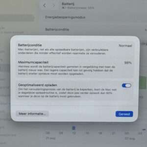 MacBook Air 15 inch M2 256GB zilver /krasvrij /98% batt /garantie