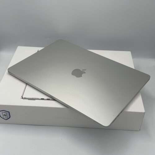 MacBook Air 15 inch M2 256GB zilver /krasvrij /98% batt /garantie