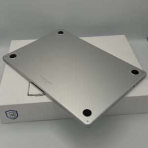 MacBook Air 15 inch M2 256GB zilver /krasvrij /98% batt /garantie