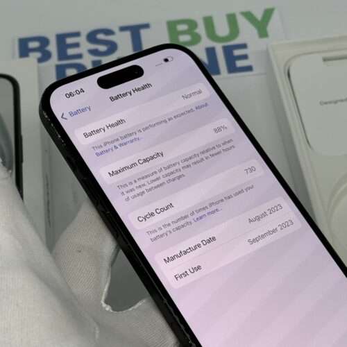 iPhone 15 128GB zwart /88% batt /kras vrij scherm /garantie