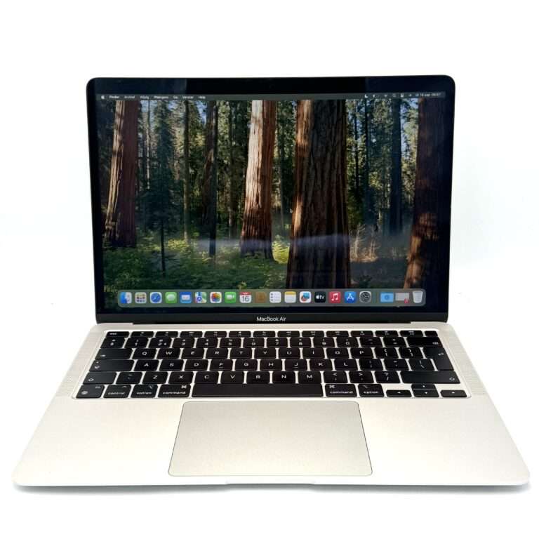 MacBook Air M1 512GB zilver /zeer net /97% batt /garantie