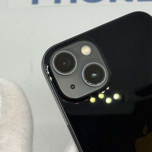 IMG_2052 iPhone 13 128GB zwart /krasvrij /100% batt /garantie