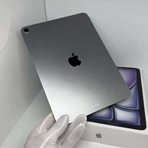 IMG_2878 iPad Air 7e M3 128GB grijs /ongebruikt + 12 maanden garantie