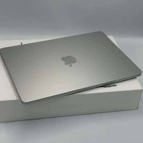 IMG_4752 MacBook Air M2 512GB zilver /krasvrij /100% batt /garantie