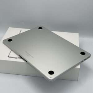 IMG_4753 MacBook Air M2 512GB zilver /krasvrij /100% batt /garantie