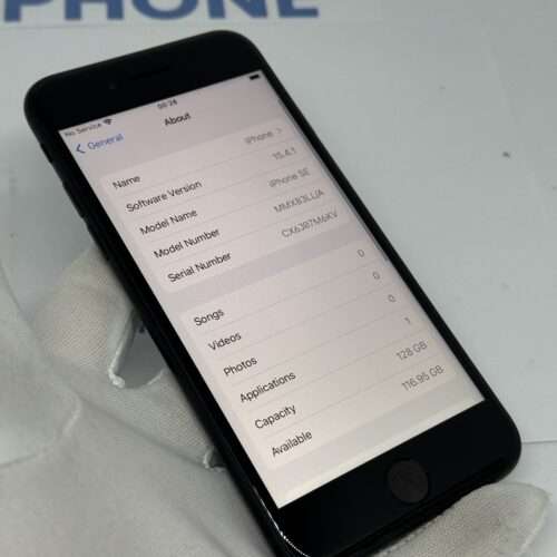 iPhone SE 2022 128GB zwart /kras vrij scherm /99% batt /garantie