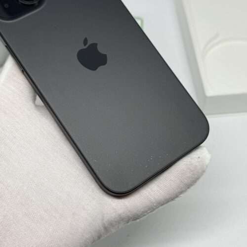 iPhone 15 128GB zwart /100% batt /kras vrij scherm /garantie