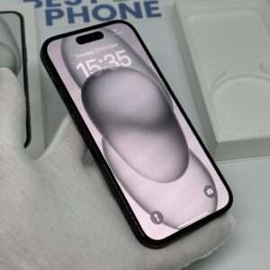 iPhone 15 128GB zwart /100% batt /kras vrij scherm /garantie