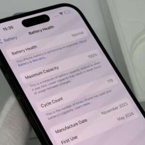 iPhone 15 128GB zwart /100% batt /kras vrij scherm /garantie