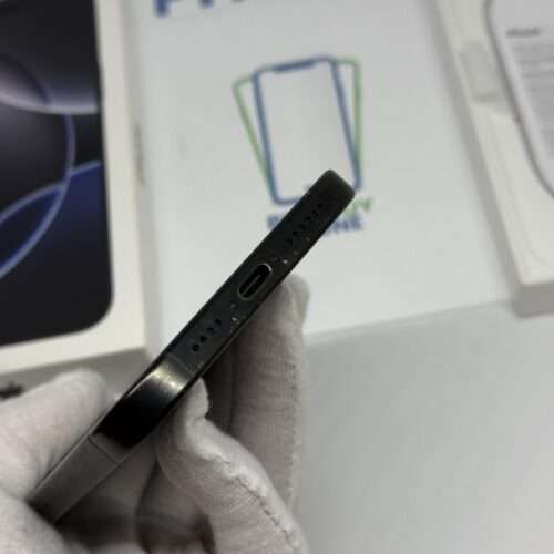 IMG_1537 iPhone 16 Pro Max 256GB zwart /100% batt /krasvrij scherm /garantie