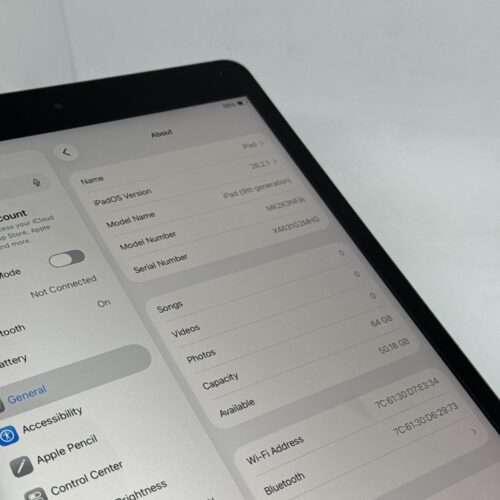 iPad 9e 64GB grijs /krasvrij /83% batt /garantie