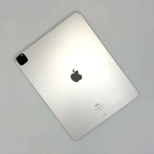 IMG_1732 iPad Pro 5e 12,9 inch M1 256GB zilver /kras vrij /85% batt /garantie