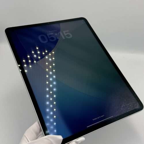 IMG_1736 iPad Pro 5e 12,9 inch M1 256GB zilver /kras vrij /85% batt /garantie