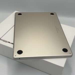 IMG_1790 MacBook Air 13' M2 256GB starlight /krasvrij /93% batt /garantie