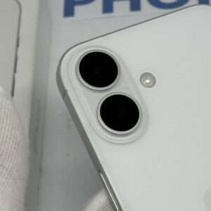 iPhone 16 128GB wit /zeer net /96% batt /garantie