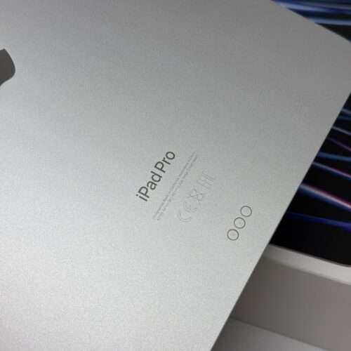 iPad Pro 4e 11 inch M2 128GB zilver /krasvrij /94% batt /garantie