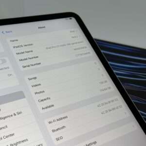 iPad Pro 4e 11 inch M2 128GB zilver /krasvrij /94% batt /garantie