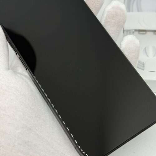 IMG_2350 iPhone 16 Pro 128GB zwart /98% batt /zeer net /garantie