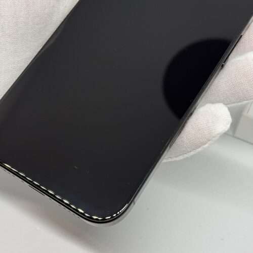 IMG_2351 iPhone 16 Pro 128GB zwart /98% batt /zeer net /garantie