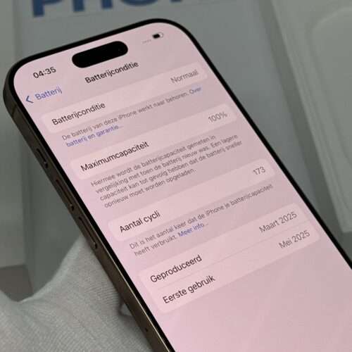 IMG_2358 iPhone 16 Pro 256GB goud /100% batt /zeer net /garantie