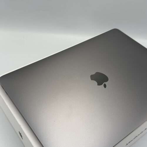 IMG_2378 MacBook Air M1 256GB grijs /zeer net /89% batt /garantie