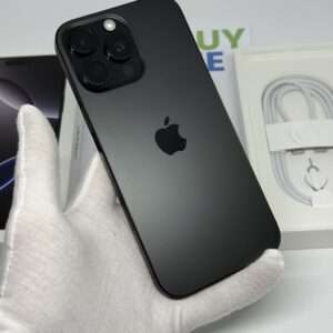 IMG_2797 2 iPhone 16 Pro Max 256GB zwart /krasvrij glas /100% batt /garantie