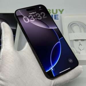 IMG_2801 2 iPhone 16 Pro Max 256GB zwart /krasvrij glas /100% batt /garantie