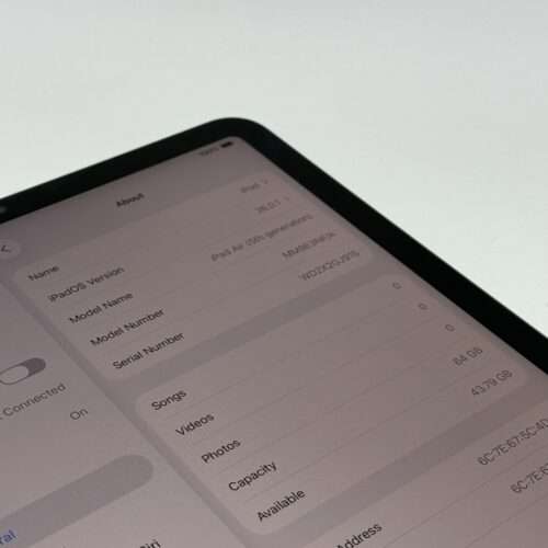 IMG_3147 iPad Air 5e M1 64GB blauw /krasvrij /87% batt /garantie