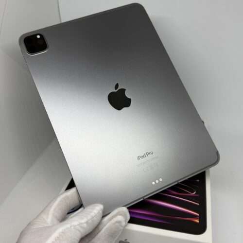 IMG_3183 iPad Pro 4e 11 inch M2 128GB grijs 5G /krasvrij /100% batt /garantie