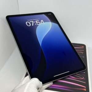 IMG_3186 iPad Pro 4e 11 inch M2 128GB grijs 5G /krasvrij /100% batt /garantie