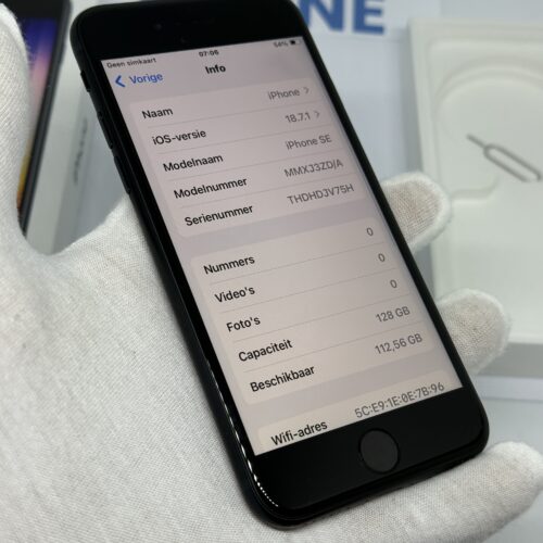 iPhone SE 2022 128GB zwart /krasvrij /100% batt /garantie