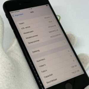 iPhone SE 2022 128GB zwart /zeer net /100% batt /garantie