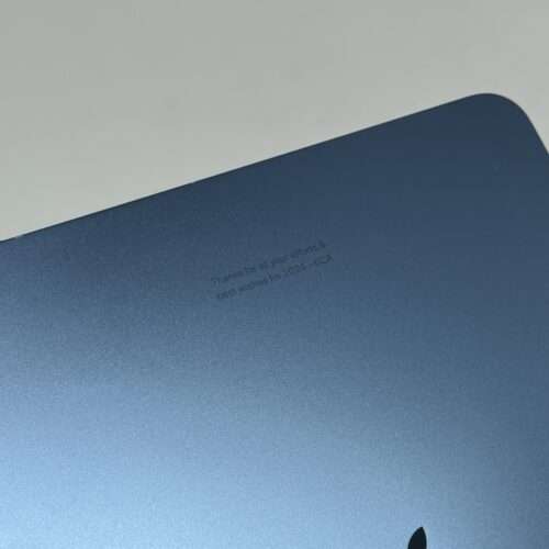 IMG_5063 iPad Air 5e M1 256GB blauw /licht gebruikt /84% batt /garantie