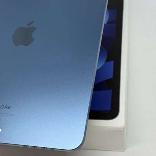 IMG_5064 iPad Air 5e M1 256GB blauw /licht gebruikt /84% batt /garantie