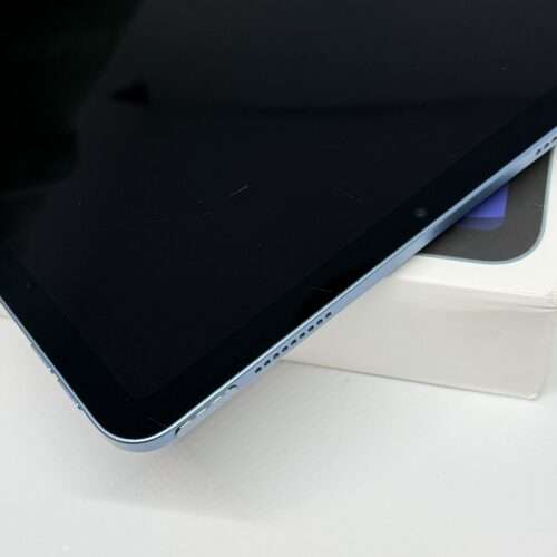 IMG_5065 iPad Air 5e M1 256GB blauw /licht gebruikt /84% batt /garantie