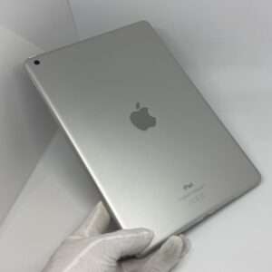 iPad 9e 64GB zilver /krasvrij /98% batt /garantie