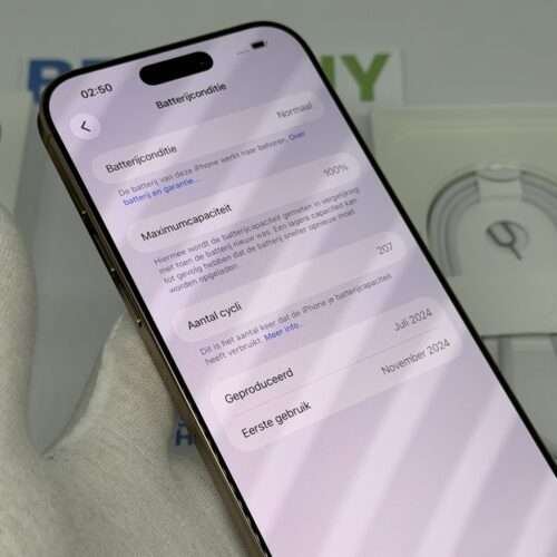 IMG_0232 2 iPhone 16 Pro Max 256GB goud /krasvrij /100% batt /garantie