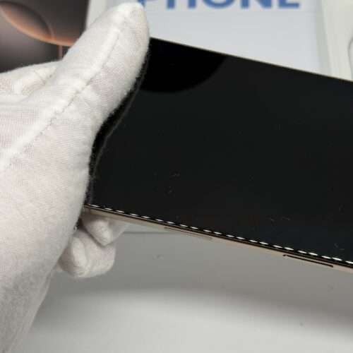 iPhone 16 Pro 256GB goud /licht gebruikt /92% batt /garantie