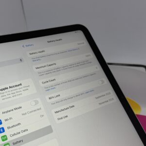 iPad 11e 128GB 5G zilver /ongebruikt + 12 maanden garantie