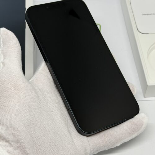 iPhone 13 128GB zwart /krasvrij scherm /100% batt /garantie