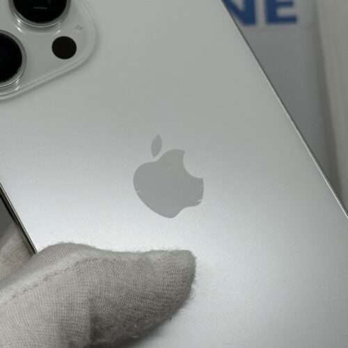 IMG_5367 iPhone 16 Pro Max 256GB wit /krasvrij scherm /100% batt /garantie