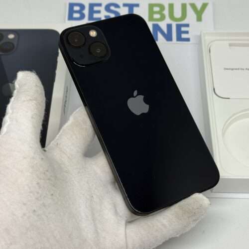 IMG_5379 iPhone 13 128GB zwart /89% batt /krasvrij scherm /garantie