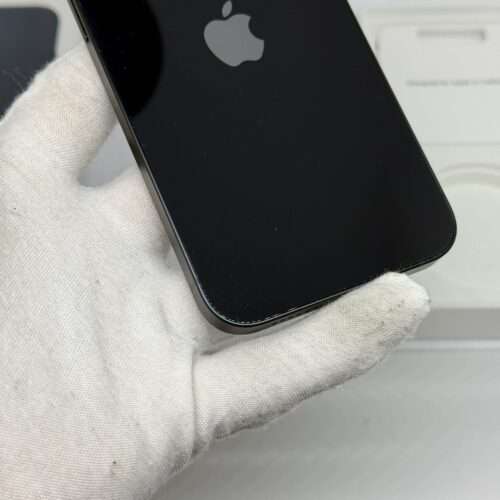 IMG_5380 iPhone 13 128GB zwart /89% batt /krasvrij scherm /garantie