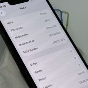 iPhone 16E 128GB zwart /krasvrij scherm /100% batt /garantie