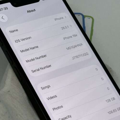 iPhone 16E 128GB zwart /krasvrij scherm /100% batt /garantie