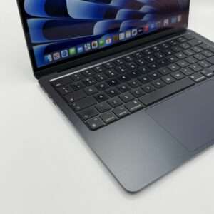 IMG_5586 MacBook Air M3 512GB blauw /16GB ram /krasvrij /95% batt /garantie