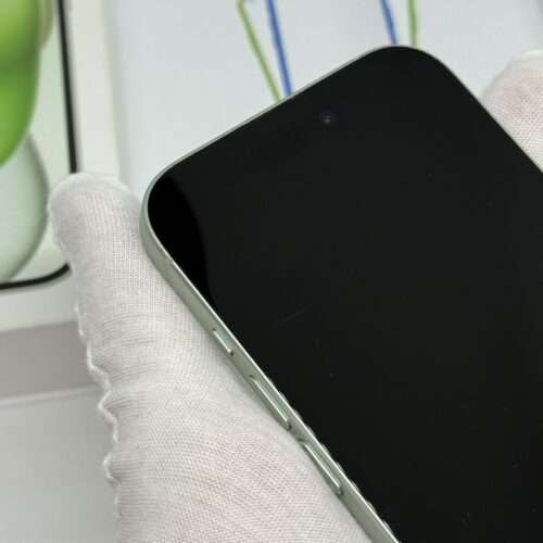 iPhone 15 256GB groen /93% batt /zeer net /garantie