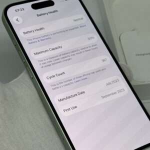 iPhone 15 256GB groen /93% batt /zeer net /garantie